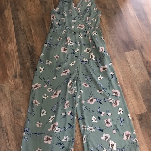 Jumper/ Romper juniors. - Picture 1 of 6